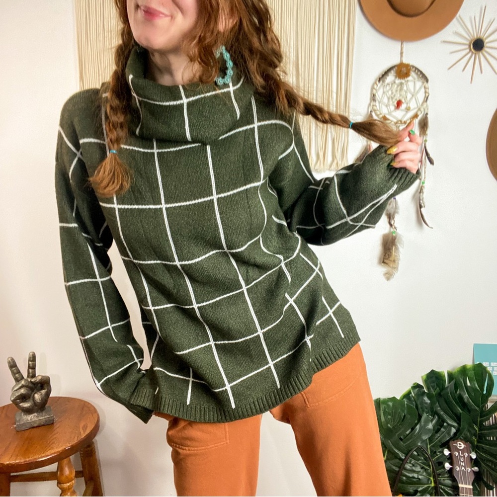 Kirundo Loose Turtleneck Grid Plaid Pullover Sweater in Green Size Medium